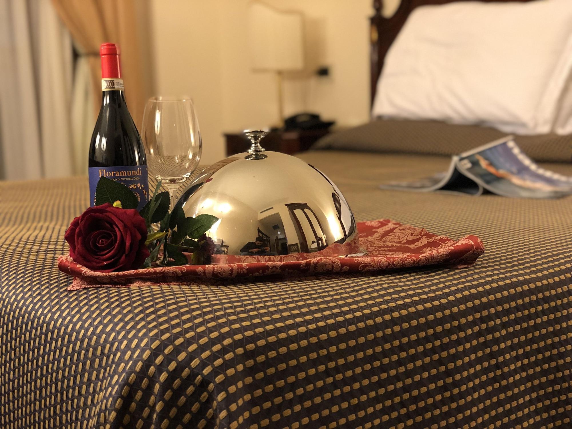 Hotel Grand Palace