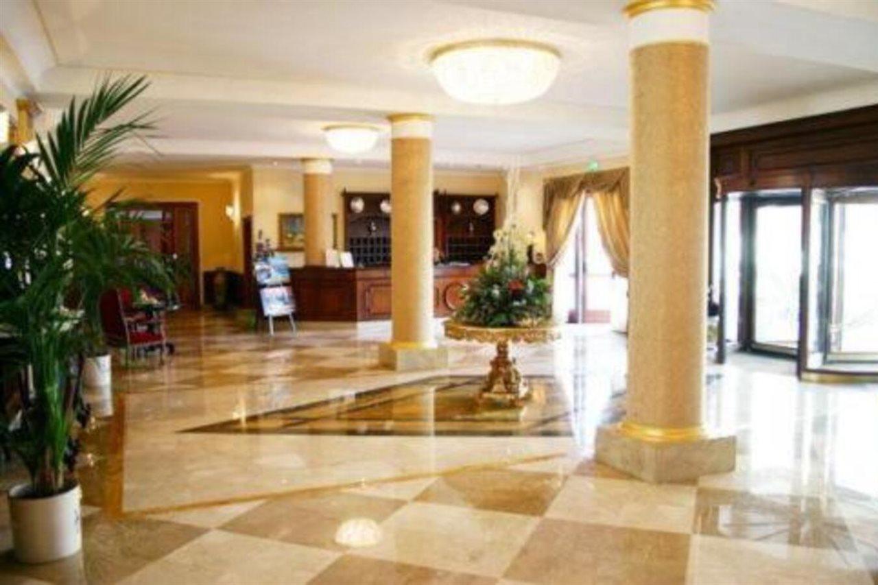 Hotel Grand Palace