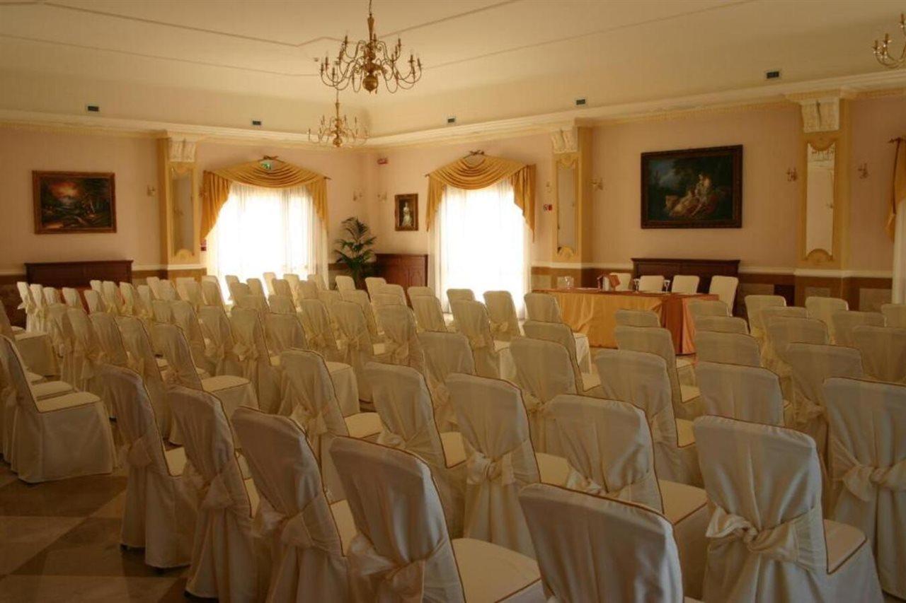 Grand Palace 5*