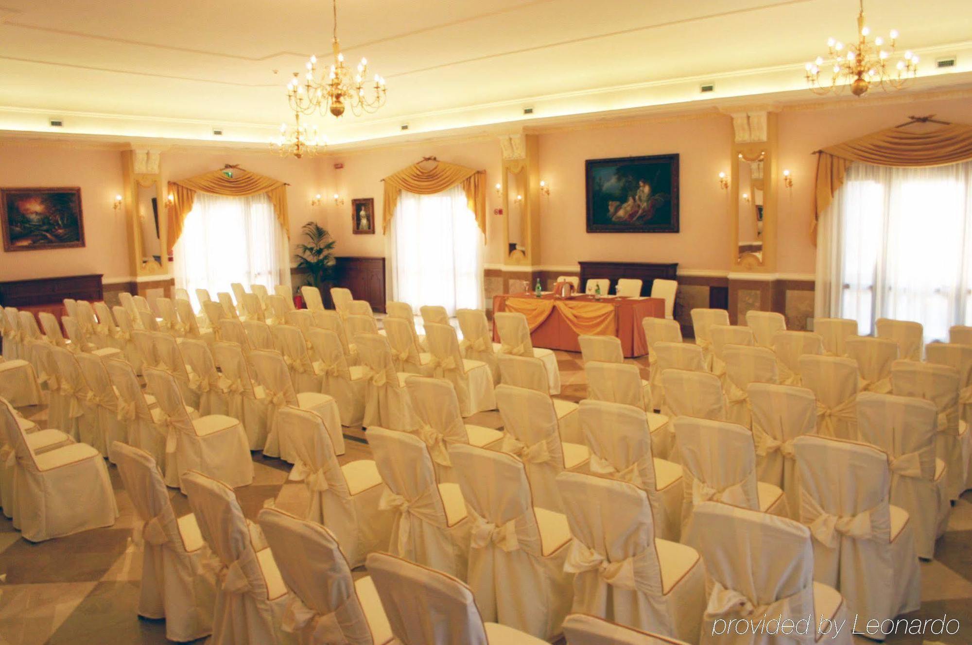 Grand Palace 5*